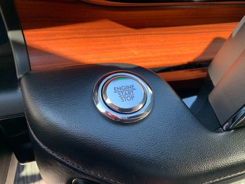 Certified 2023 Lincoln Aviator Reserve w/ Equipment Group 201A AWD/4WD image 26
