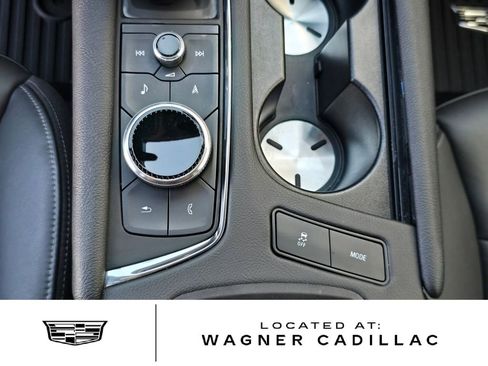 Used 2024 Cadillac XT6 Premium Luxury w/ LPO, Floor Liner Package image 29