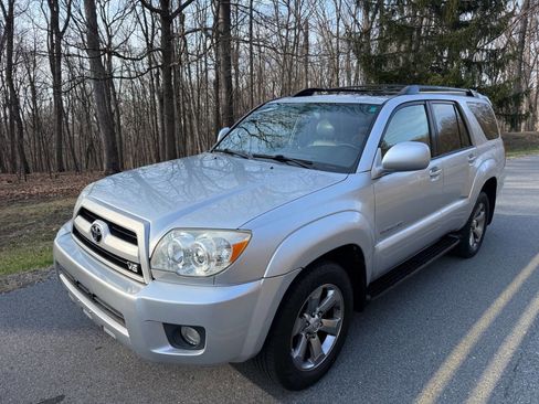 Used 2008 Toyota 4Runner Limited image 16