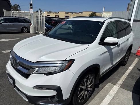 Used 2022 Honda Pilot Touring image 2