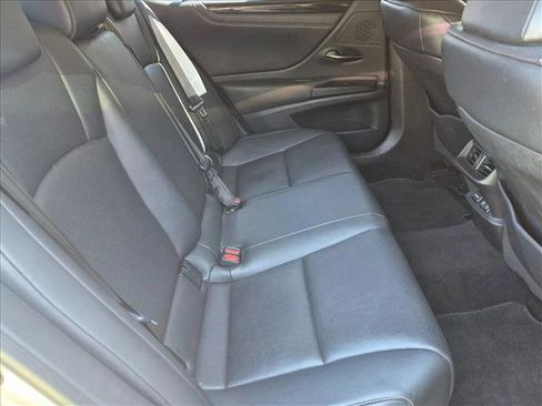 Used 2019 Lexus ES 350 w/ Premium Package FWD image 20