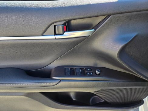 Used 2023 Toyota Camry XSE image 21