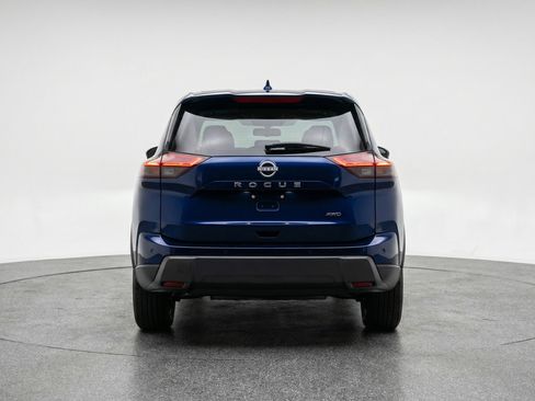 Used 2025 Nissan Rogue SV FWD image 7