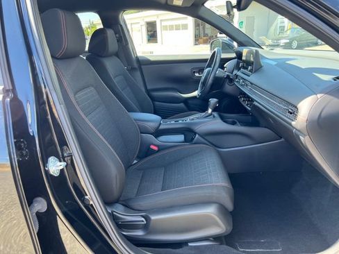 Used 2024 Honda HR-V Sport image 9