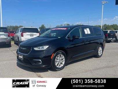 Used 2024 Chrysler Pacifica Touring-L