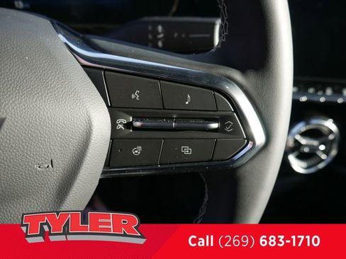 New 2025 Chevrolet Blazer EV LT image 29