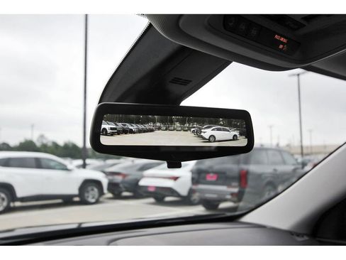 Used 2021 Chevrolet Traverse Premier w/ LPO, Blackout Package FWD image 25