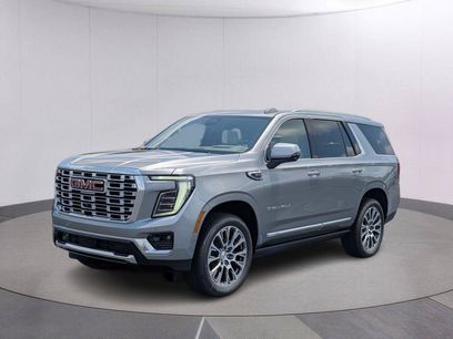 New 2026 GMC Yukon Denali w/ Sun & Power Step Package