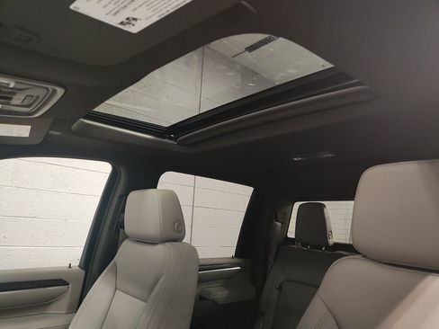 New 2026 GMC Sierra 2500 SLT w/ SLT Premium Package image 25