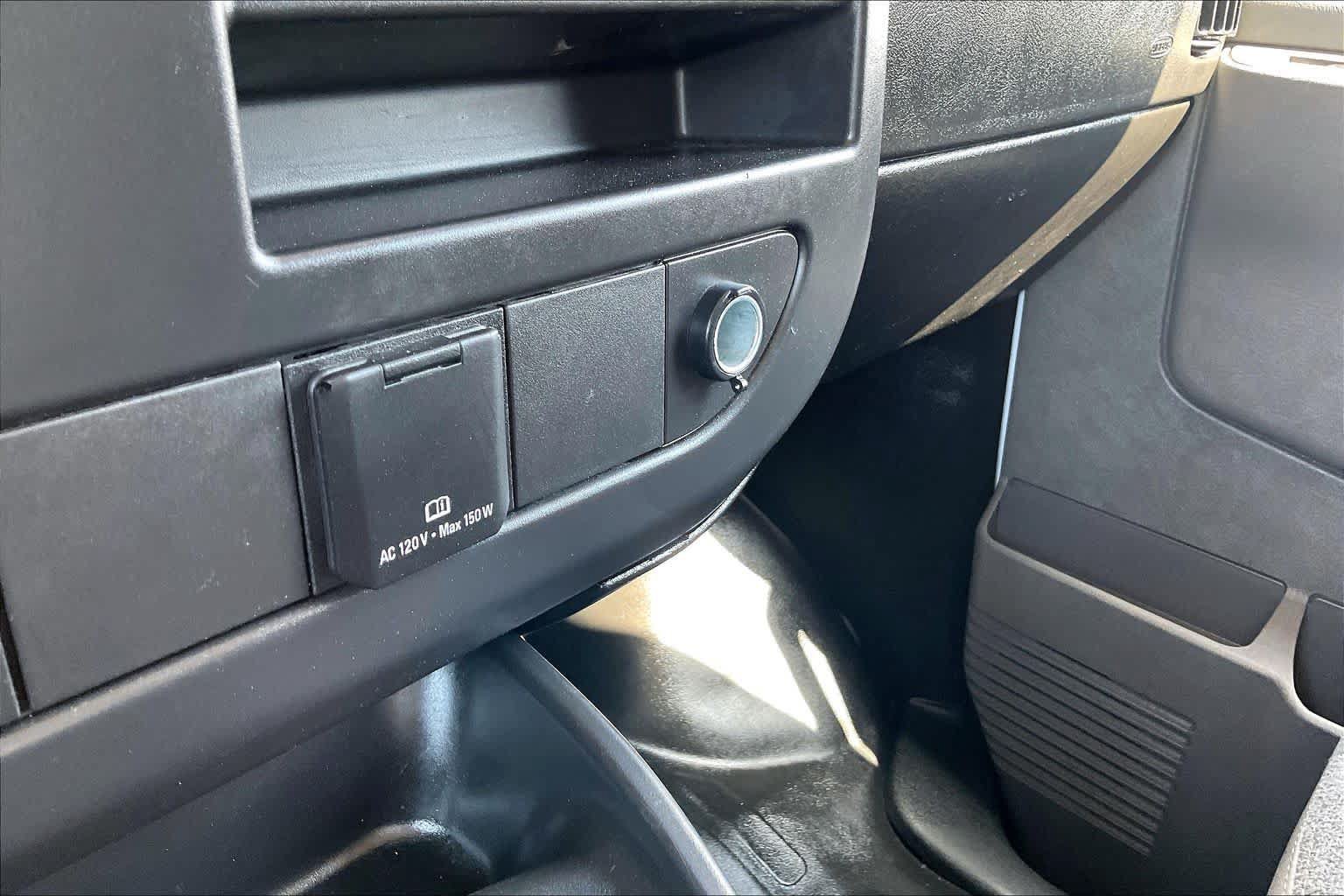 Certified 2025 Chevrolet Express 2500 w/ Driver Convenience Package RWD image 31