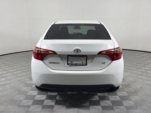 Used 2018 Toyota Corolla LE FWD image 6