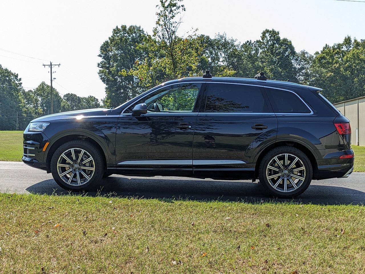 Used 2017 Audi Q7 3.0T Premium Plus AWD/4WD image 4