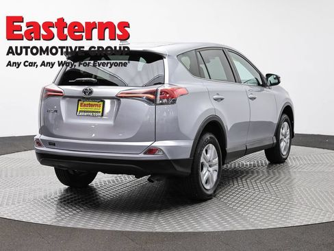 Used 2018 Toyota RAV4 LE w/ All Weather Liner Package FWD image 5