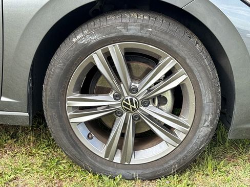 Used 2023 Volkswagen Jetta SE FWD image 11