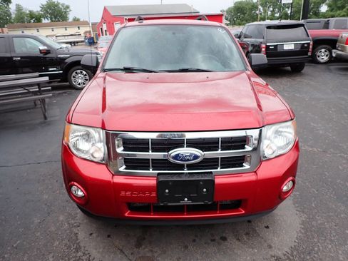 Used 2012 Ford Escape XLT FWD image 2
