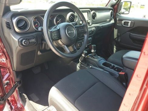 Certified 2021 Jeep Wrangler Unlimited Sport AWD/4WD image 19