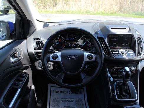 Used 2013 Ford Escape Titanium AWD/4WD image 19
