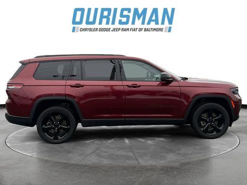 Used 2023 Jeep Grand Cherokee L Laredo image 7
