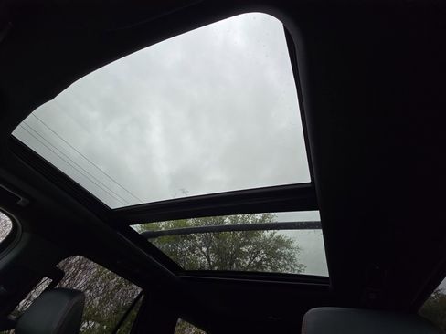 Used 2023 Ford Expedition Max Limited image 21