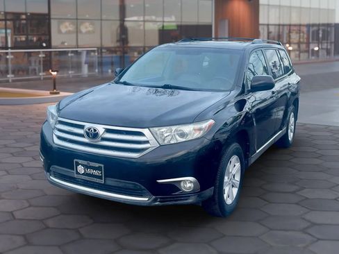 Used 2012 Toyota Highlander SE image 23