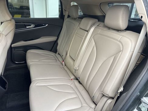 Certified 2022 Lincoln Nautilus FWD w/ Premium Package image 26