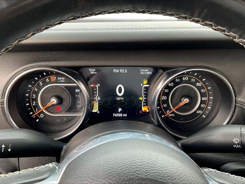 Used 2022 Jeep Gladiator Overland w/ Popular Equipment Package image 17