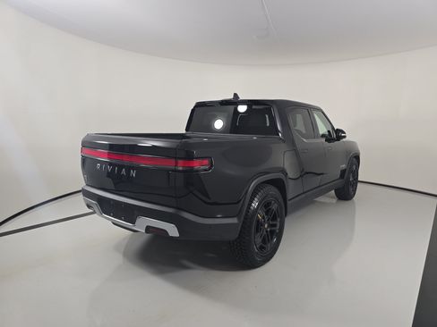 Used 2024 Rivian R1T Adventure Dual AWD/4WD image 5