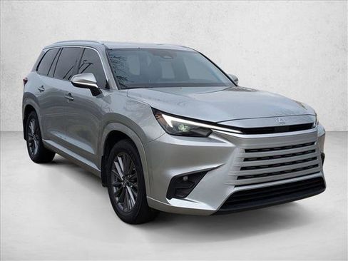 Used 2024 Lexus TX 350 FWD image 3