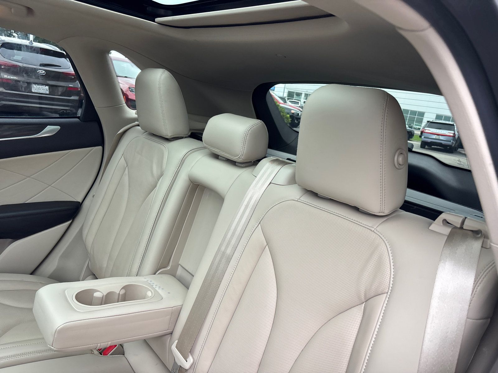 Used 2019 Lincoln MKC Reserve w/ MKC Climate Package FWD image 26