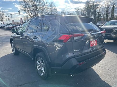 Used 2024 Toyota RAV4 XLE image 9