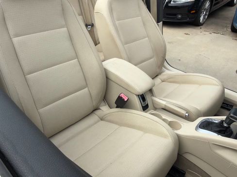 Used 2009 Volkswagen Eos Komfort image 33