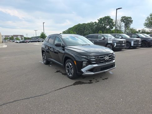 Used 2025 Hyundai Tucson SEL AWD/4WD image 3