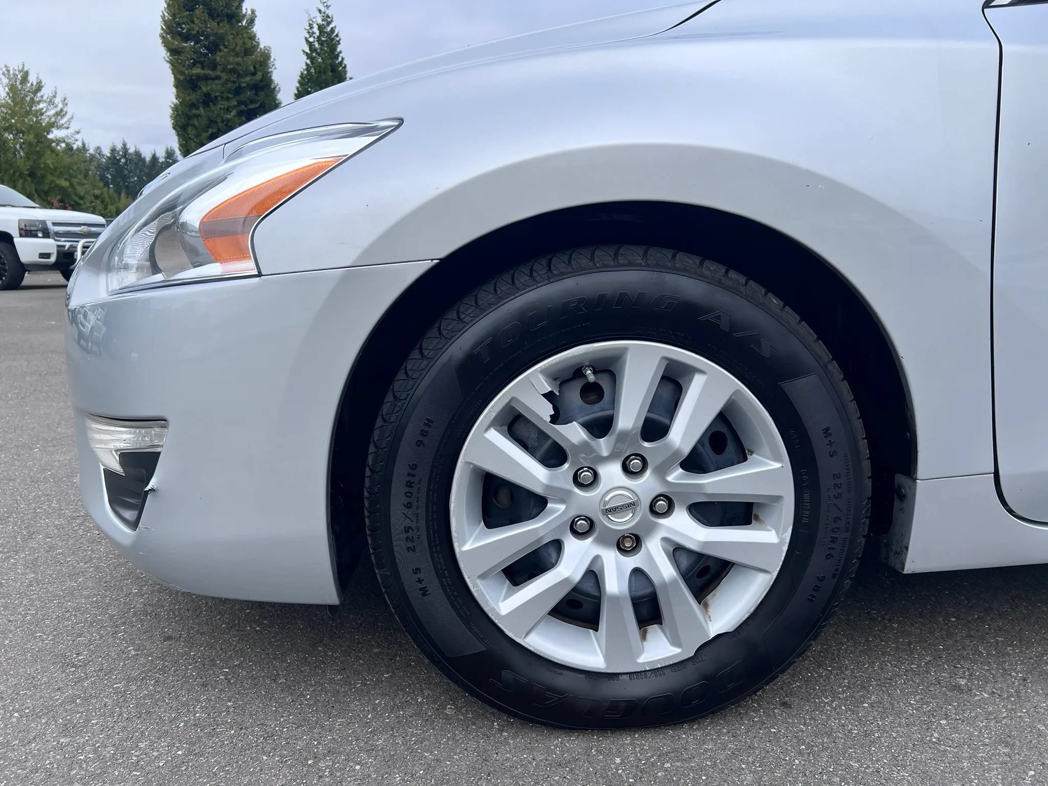 Used 2015 Nissan Altima 2.5 S w/ Power Driver Seat Package FWD image 9