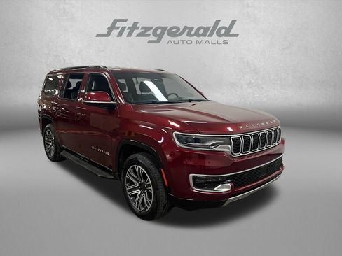 Certified 2022 Jeep Wagoneer Series III RWD image 7