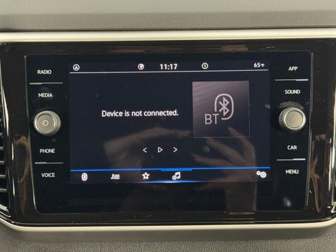 Used 2023 Volkswagen Atlas Cross Sport SE w/ Black Wheel Package image 21