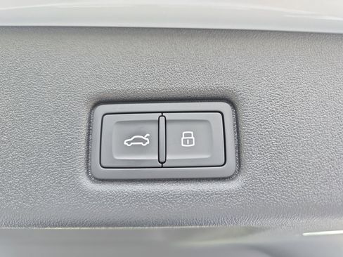 New 2026 Audi SQ5 Premium Plus image 13