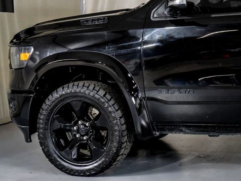 Used 2019 RAM 1500 Big Horn RWD image 12