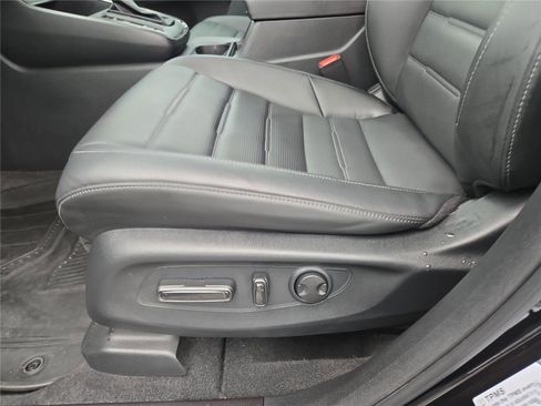 Used 2025 Honda CR-V EX-L image 19