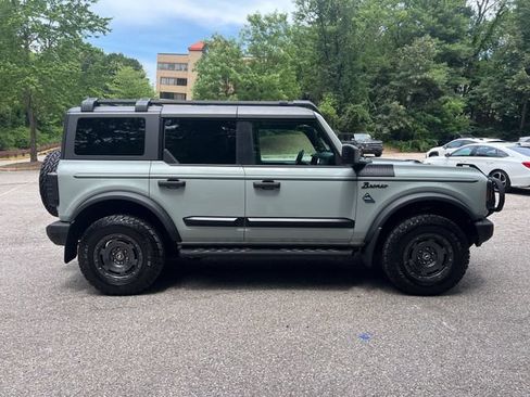 Used 2024 Ford Bronco Black Diamond AWD/4WD image 2
