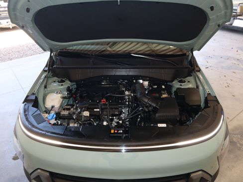 Used 2024 Hyundai Kona Limited AWD/4WD image 20