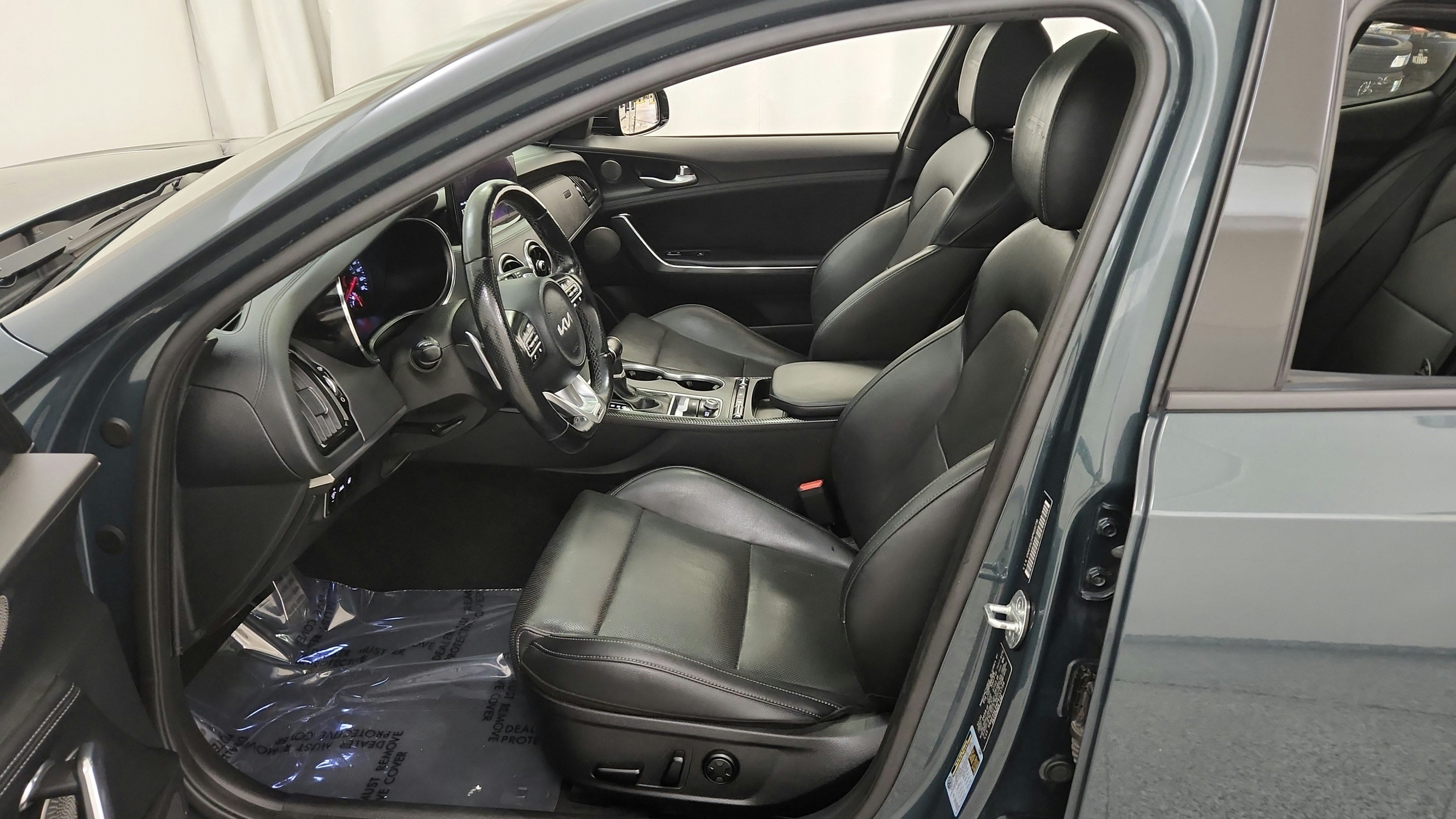 Used 2023 Kia Stinger GT-Line w/ Sun & Sound Package AWD/4WD image 18
