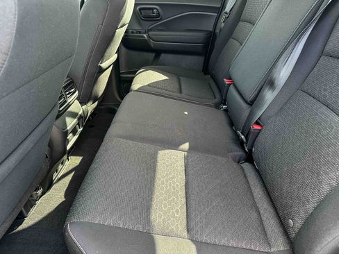 Used 2025 Honda Ridgeline Sport image 18
