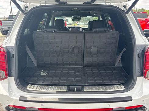 Used 2025 Hyundai Palisade Calligraphy image 19