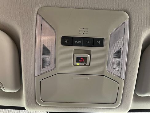 Certified 2025 Toyota RAV4 LE FWD image 29