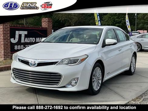 Used 2013 Toyota Avalon Limited image 3