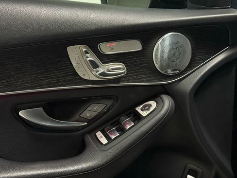 Used 2021 Mercedes-Benz GLC 300 GLC 300 4MATIC Sport Utility 4 image 11