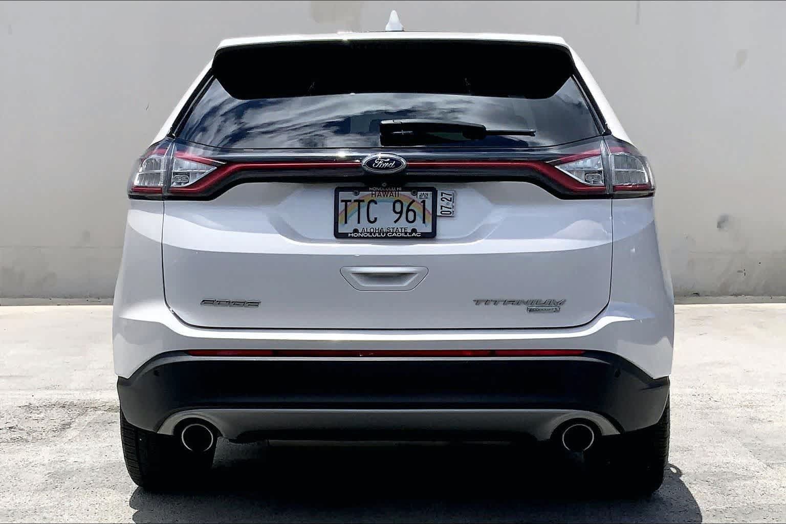 Used 2018 Ford Edge Titanium w/ Equipment Group 301A FWD image 5