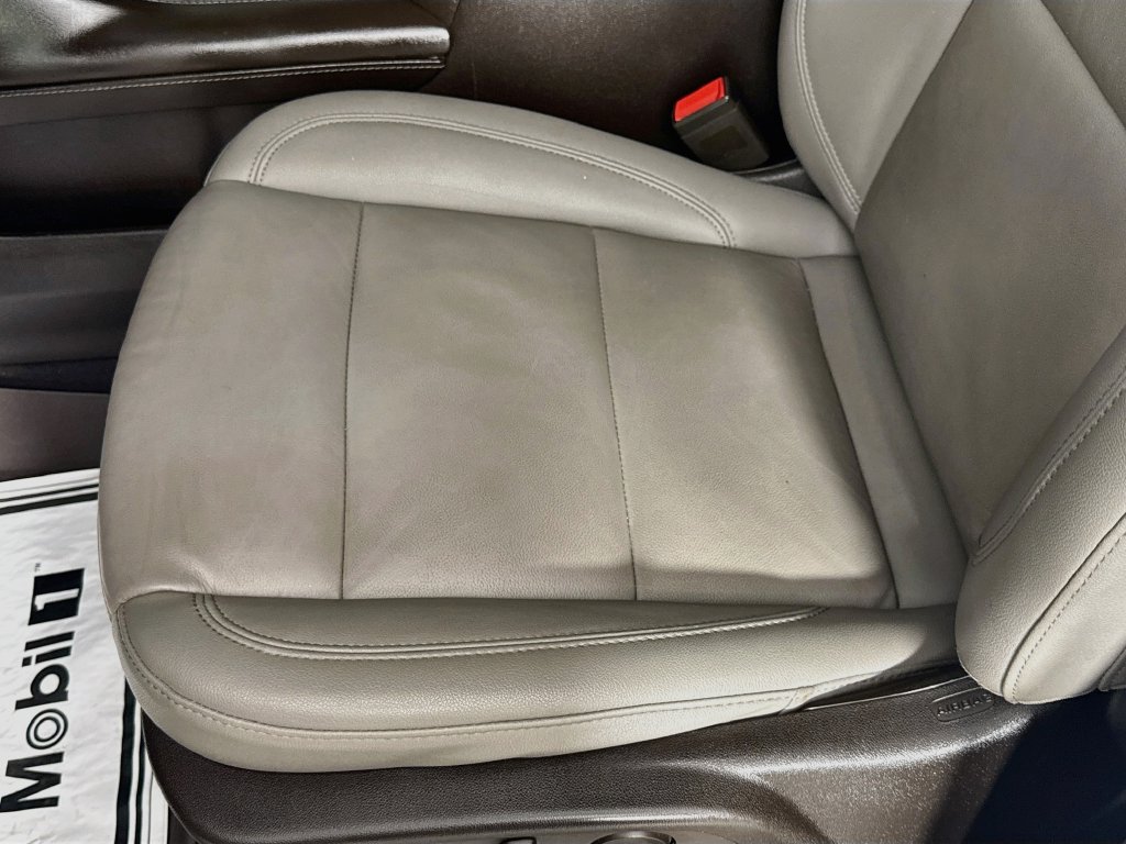 Used 2022 Chevrolet Tahoe LT w/ Luxury Package RWD image 21