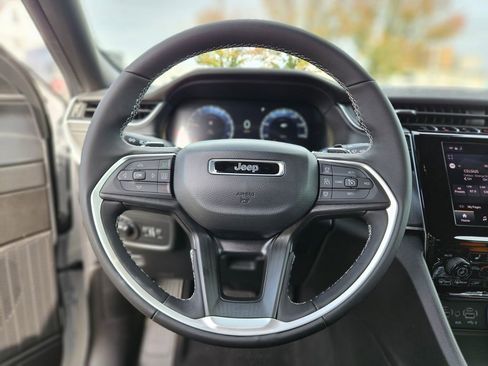 New 2025 Jeep Grand Cherokee Laredo X image 27