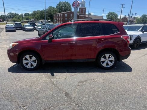 Used 2014 Subaru Forester 2.5i Touring AWD/4WD image 5